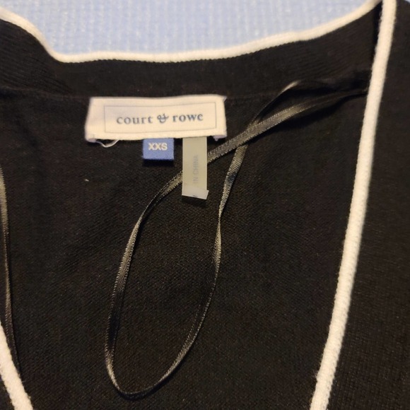 Court & Rowe Tipped Cardigan - Picture 6 of 9